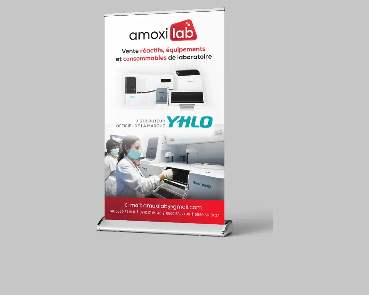 Roll-up Amoxilab, distributeur officiel de la marque YHLO.